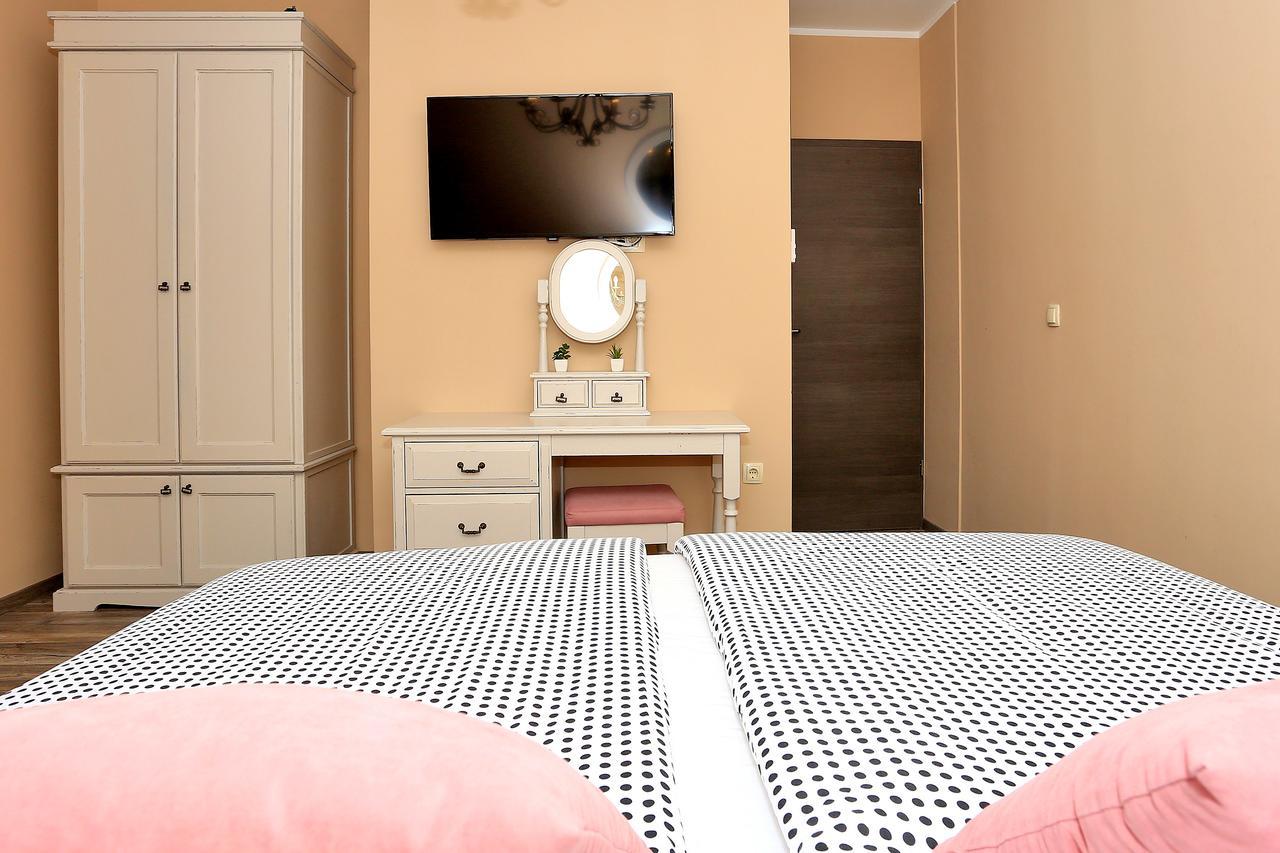 Shabby Chic Rooms ซาดาร์ ภายนอก รูปภาพ